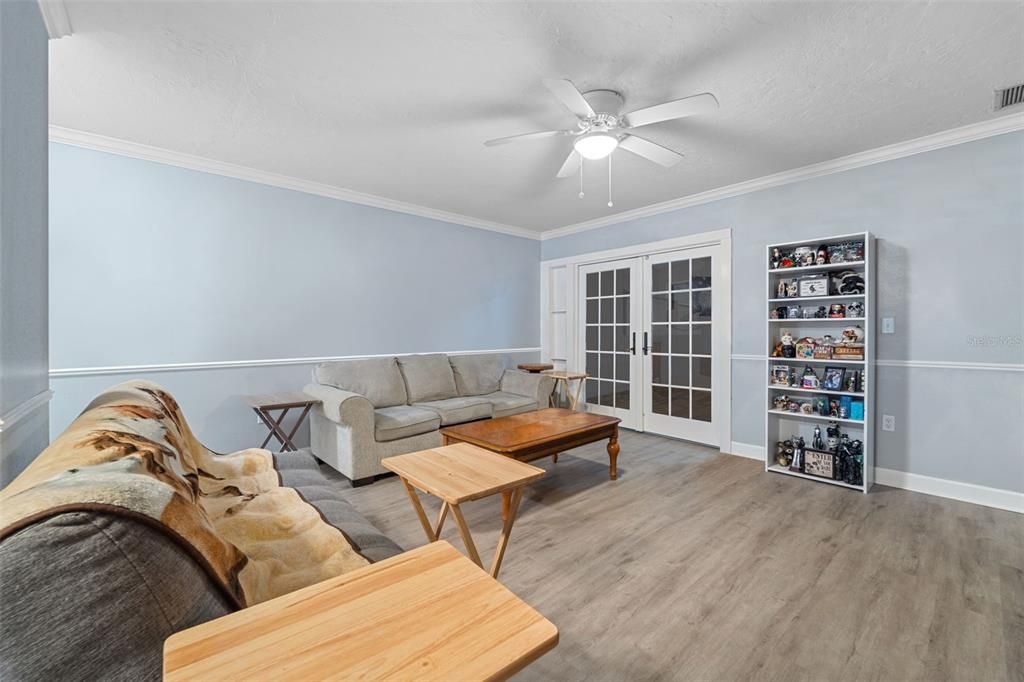 На продажу: $190,000 (3 спален, 2 ванн, 1408 Квадратных фут)