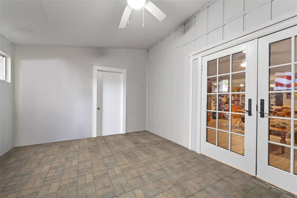 На продажу: $190,000 (3 спален, 2 ванн, 1408 Квадратных фут)