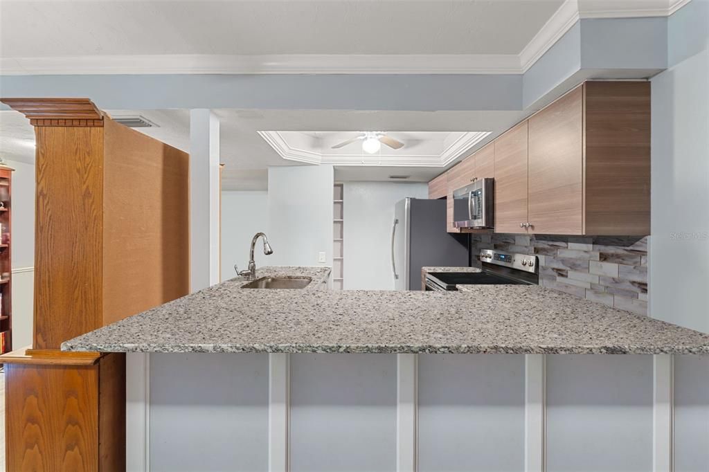 На продажу: $190,000 (3 спален, 2 ванн, 1408 Квадратных фут)