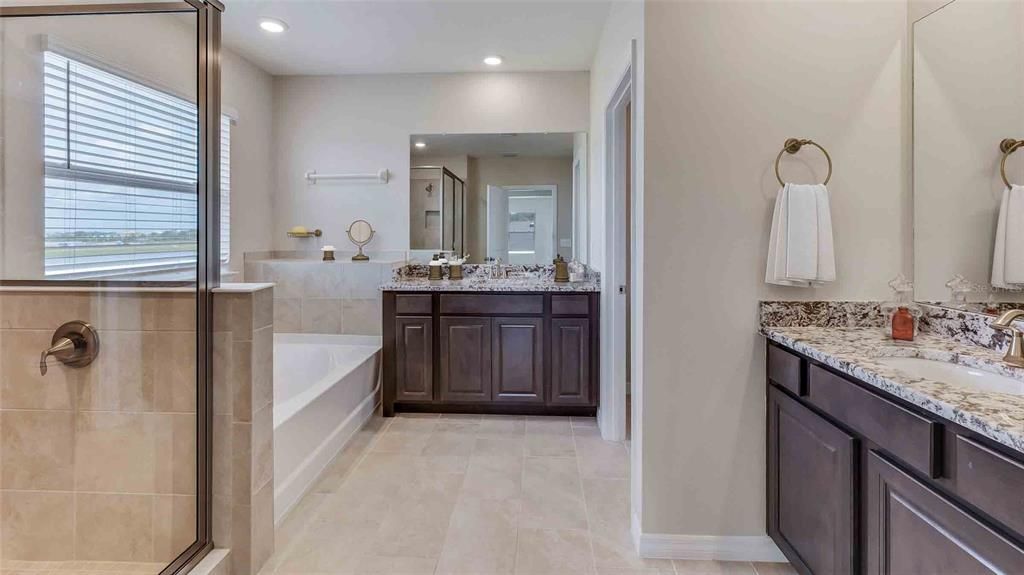 Active With Contract: $479,740 (4 beds, 3 baths, 3313 Square Feet)