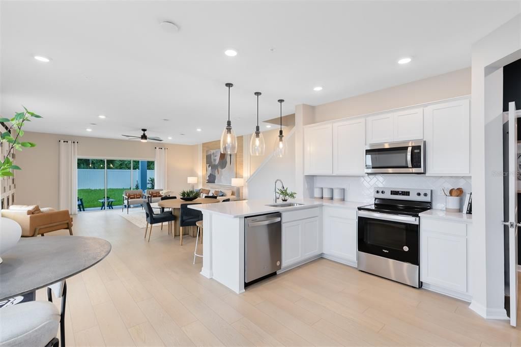 For Sale: $364,790 (3 beds, 2 baths, 1782 Square Feet)