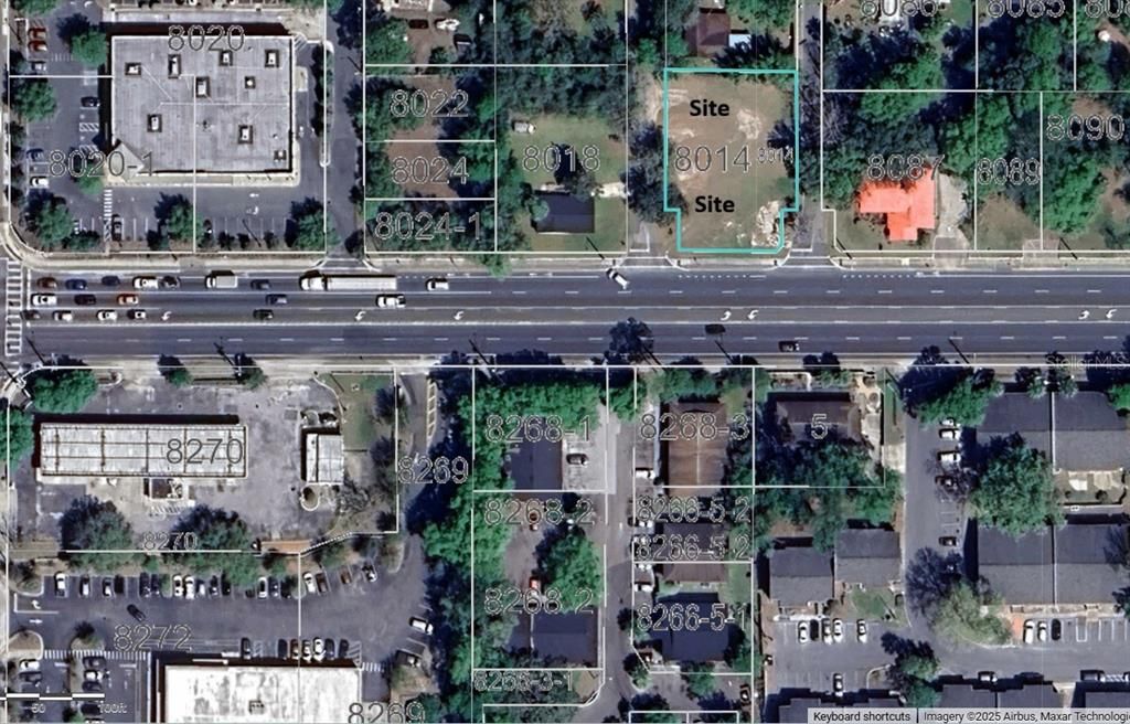 На продажу: $225,000 (0.30 acres)