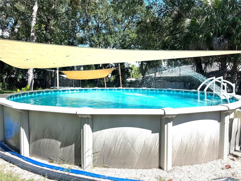 Active With Contract: $150,000 (2 beds, 1 baths, 726 Square Feet)