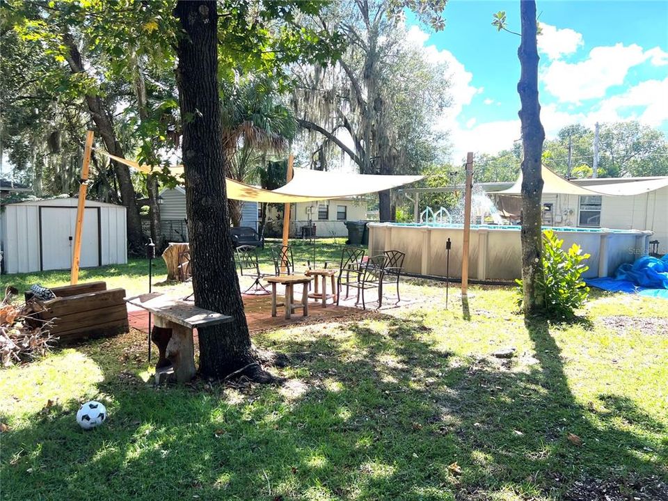 Active With Contract: $150,000 (2 beds, 1 baths, 726 Square Feet)