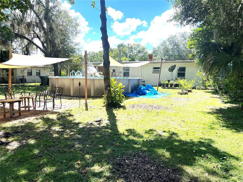 Active With Contract: $150,000 (2 beds, 1 baths, 726 Square Feet)