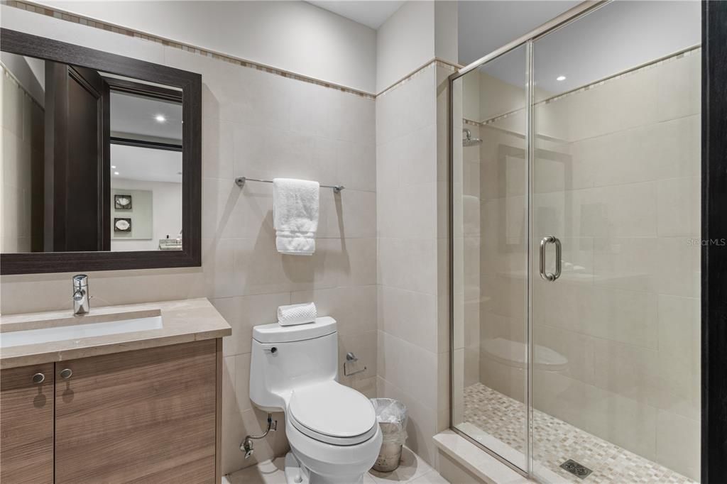 For Rent: $12,000 (2 beds, 3 baths, 1823 Square Feet)