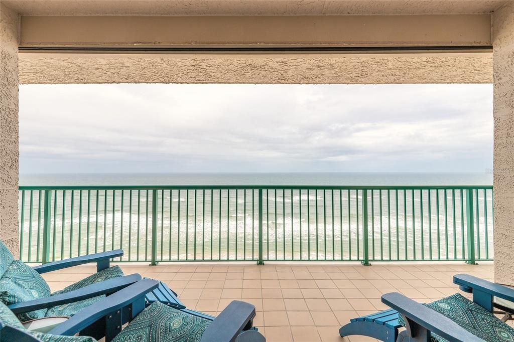 En Venta: $699,999 (3 camas, 3 baños, 2233 Pies cuadrados)