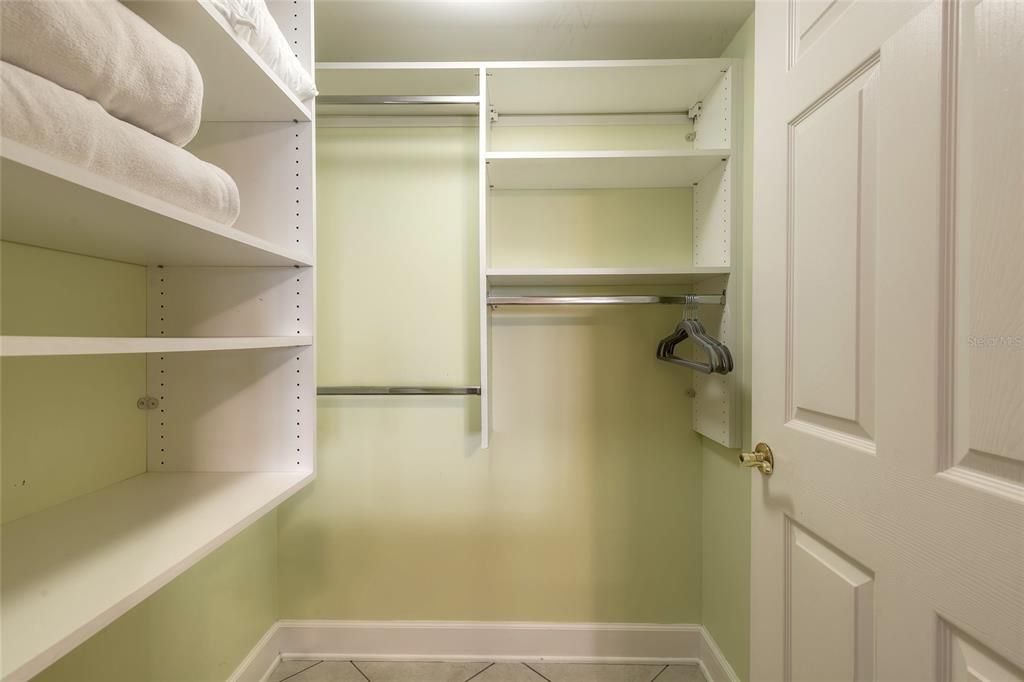 En Venta: $699,999 (3 camas, 3 baños, 2233 Pies cuadrados)