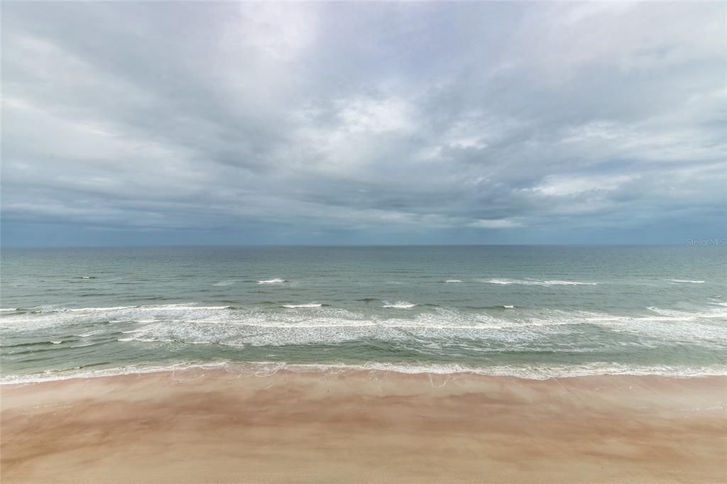 En Venta: $699,999 (3 camas, 3 baños, 2233 Pies cuadrados)