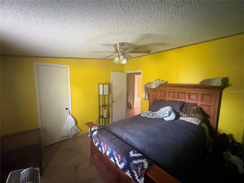 待售: $379,000 (4 贝兹, 2 浴室, 2280 平方英尺)