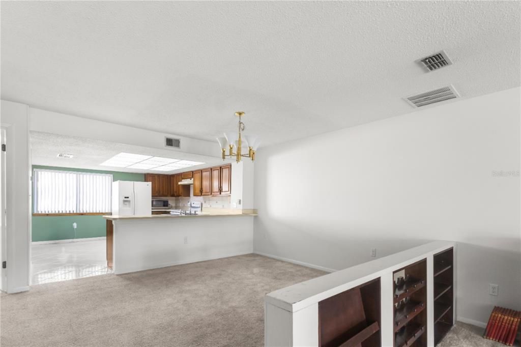 На продажу: $399,000 (2 спален, 2 ванн, 1750 Квадратных фут)