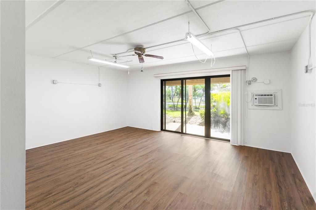 На продажу: $399,000 (2 спален, 2 ванн, 1750 Квадратных фут)