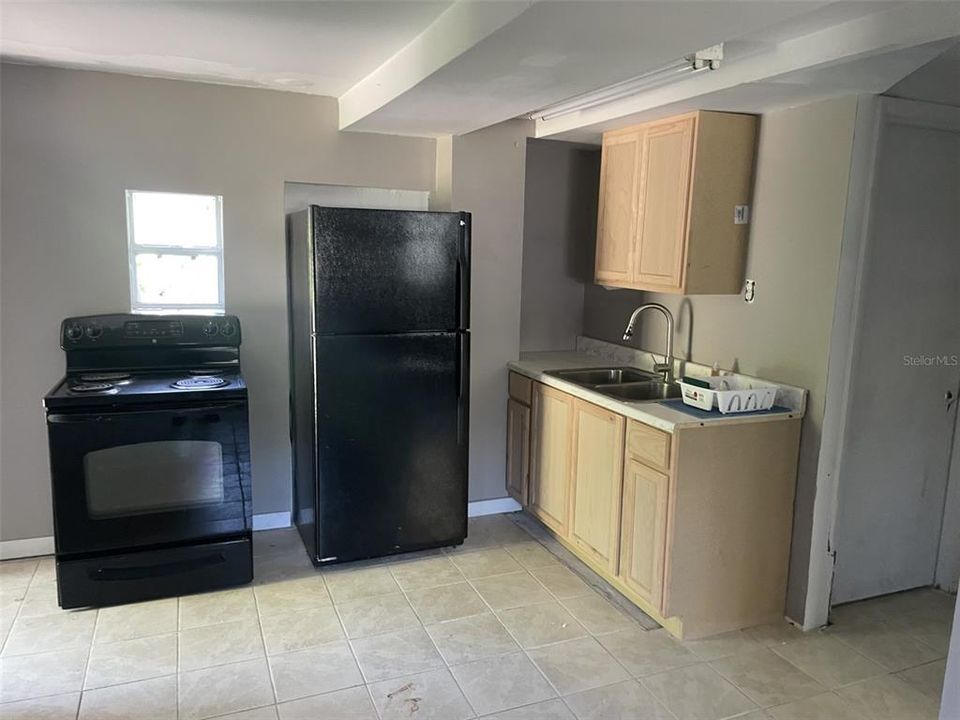 待售: $269,900 (5 贝兹, 0 浴室, 2266 平方英尺)