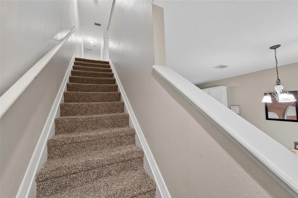 For Sale: $245,000 (3 beds, 2 baths, 1632 Square Feet)