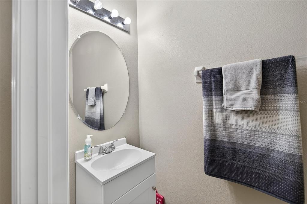 For Sale: $245,000 (3 beds, 2 baths, 1632 Square Feet)