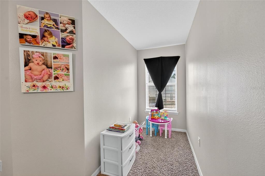 For Sale: $245,000 (3 beds, 2 baths, 1632 Square Feet)