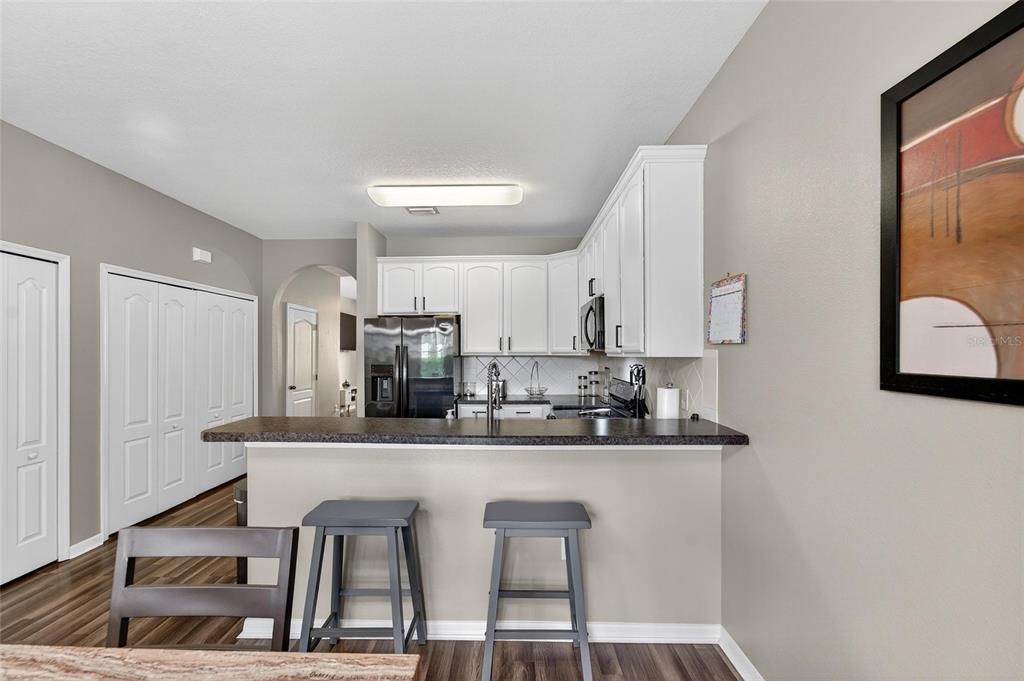 For Sale: $245,000 (3 beds, 2 baths, 1632 Square Feet)