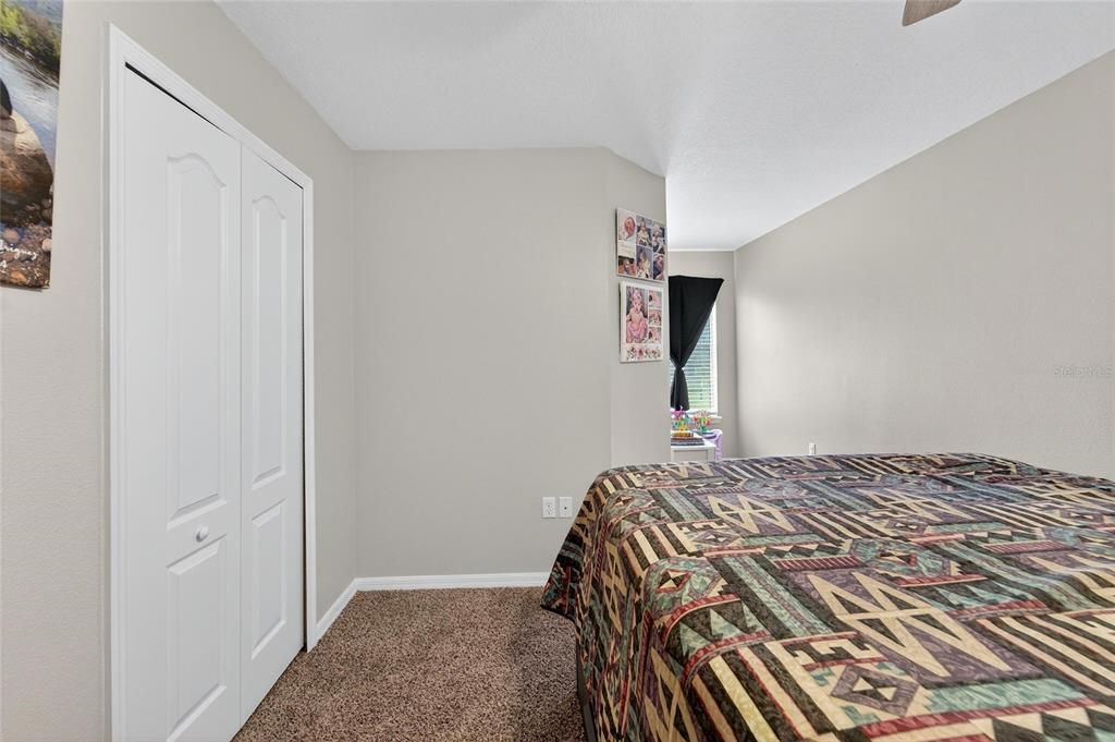 For Sale: $245,000 (3 beds, 2 baths, 1632 Square Feet)