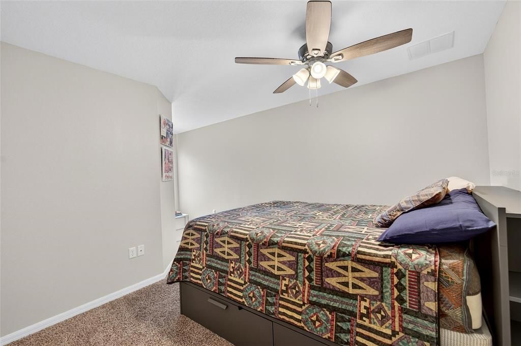 For Sale: $245,000 (3 beds, 2 baths, 1632 Square Feet)