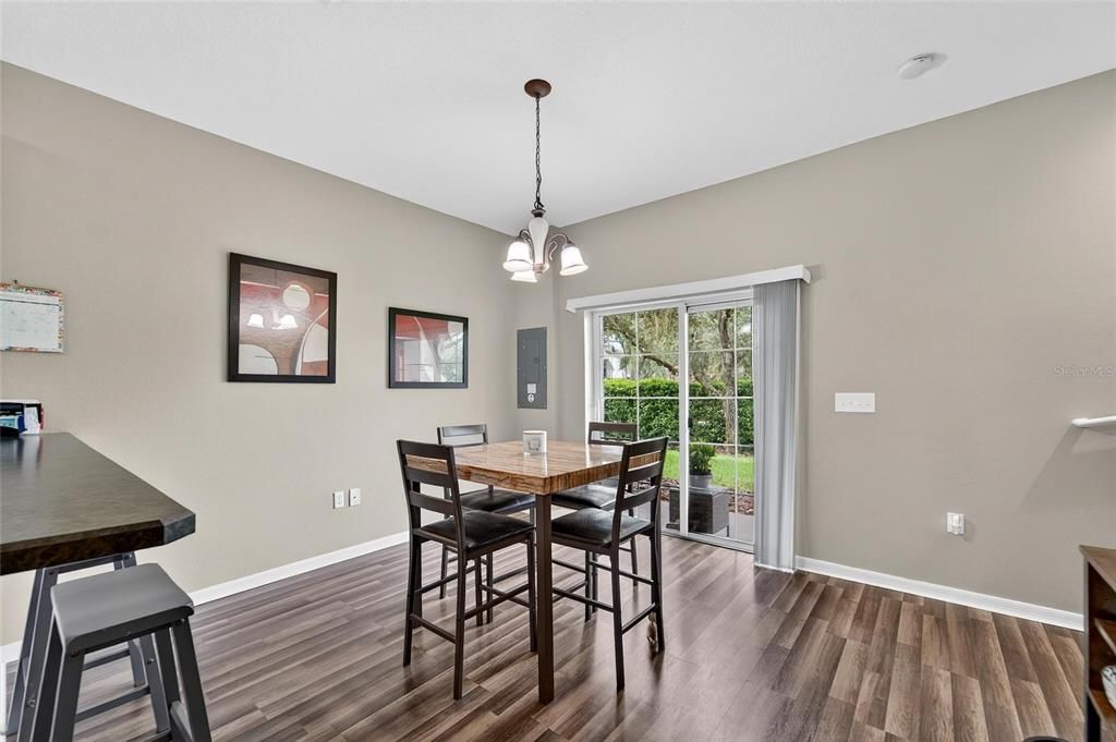 For Sale: $245,000 (3 beds, 2 baths, 1632 Square Feet)