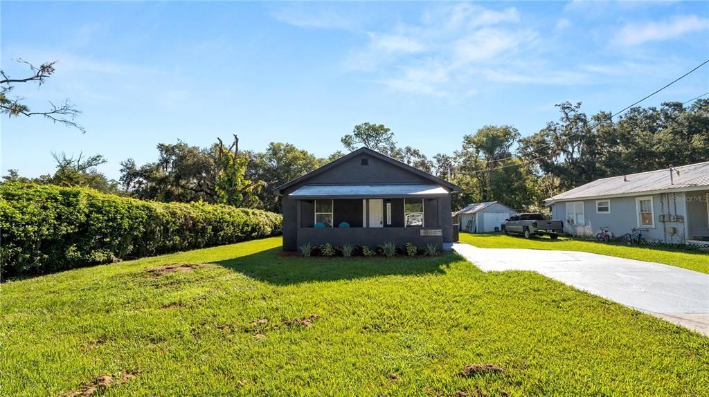 Active With Contract: $239,000 (3 beds, 2 baths, 1272 Square Feet)