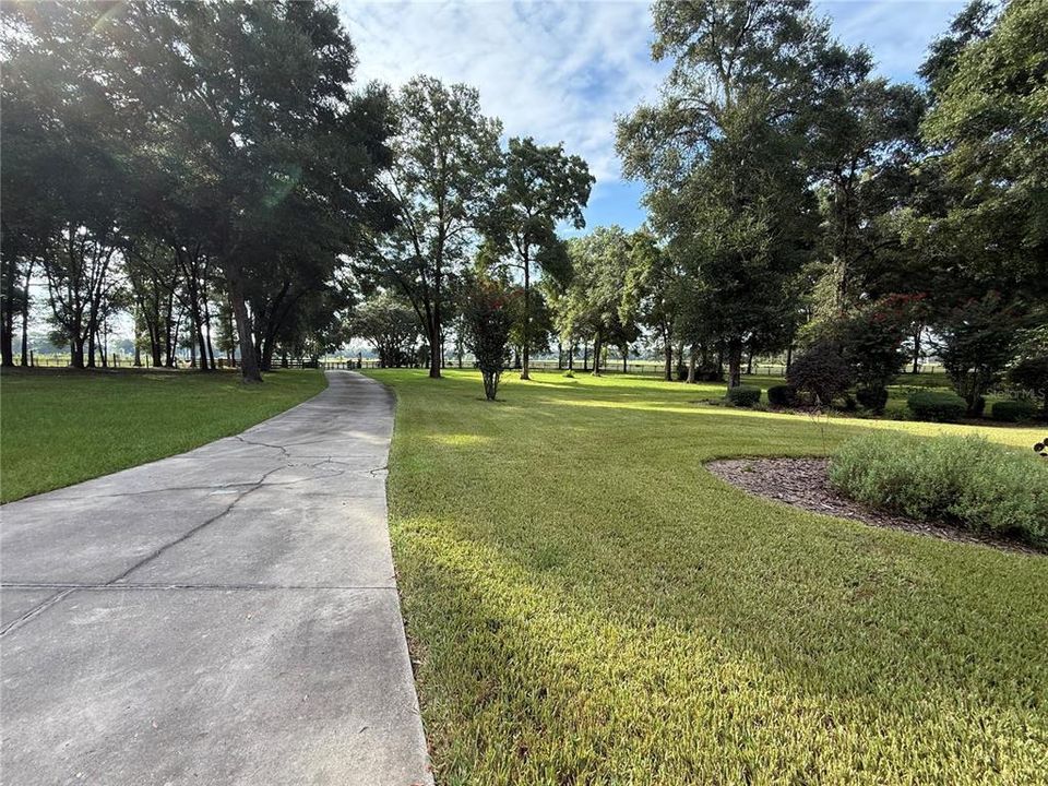 En Renta: $4,000 (5 camas, 5 baños, 4060 Pies cuadrados)