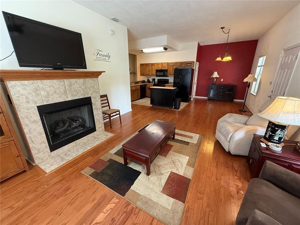 En Renta: $4,000 (5 camas, 5 baños, 4060 Pies cuadrados)