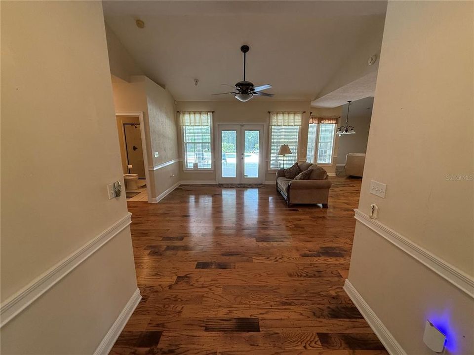 En Renta: $4,000 (5 camas, 5 baños, 4060 Pies cuadrados)