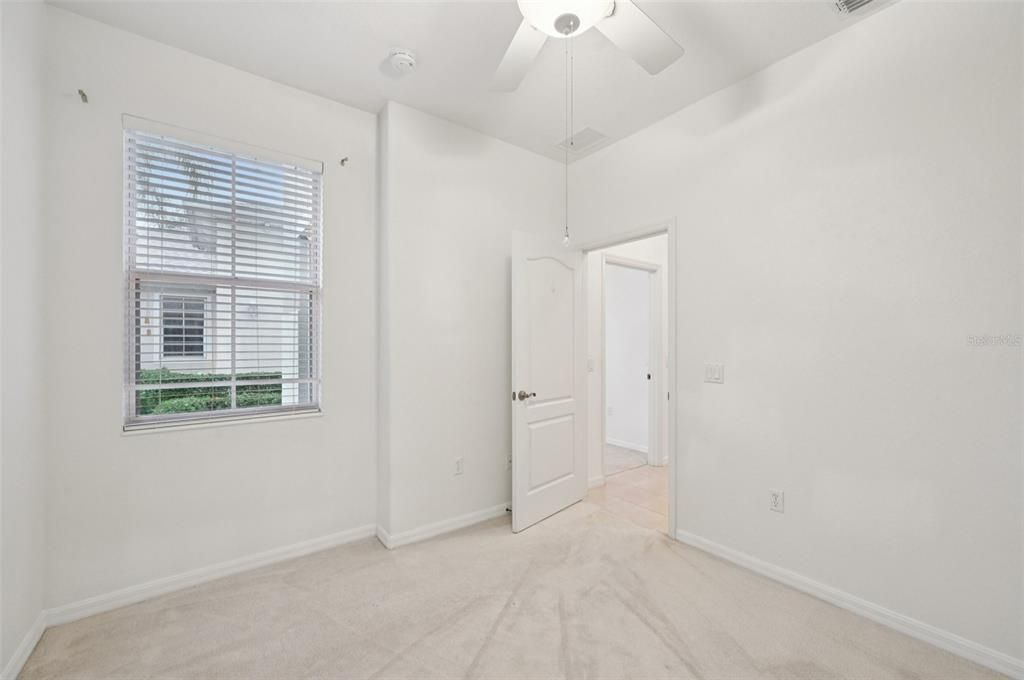 На продажу: $218,500 (3 спален, 2 ванн, 1292 Квадратных фут)