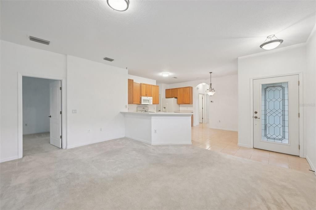 На продажу: $218,500 (3 спален, 2 ванн, 1292 Квадратных фут)