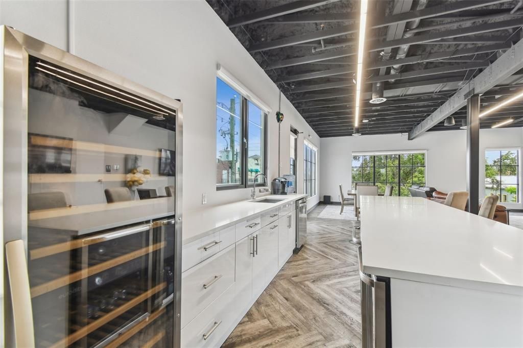 На продажу: $3,400,000 (0 спален, 0 ванн, 5745 Квадратных фут)