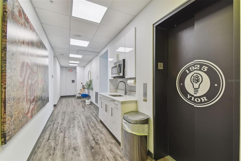 На продажу: $3,400,000 (0 спален, 0 ванн, 5745 Квадратных фут)