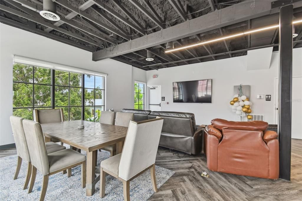 На продажу: $3,400,000 (0 спален, 0 ванн, 5745 Квадратных фут)