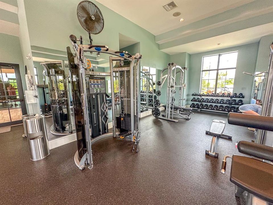 Active With Contract: $5,000 (3 beds, 3 baths, 2681 Square Feet)