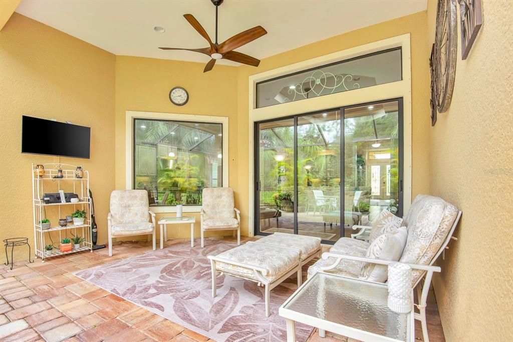 Active With Contract: $5,000 (3 beds, 3 baths, 2681 Square Feet)