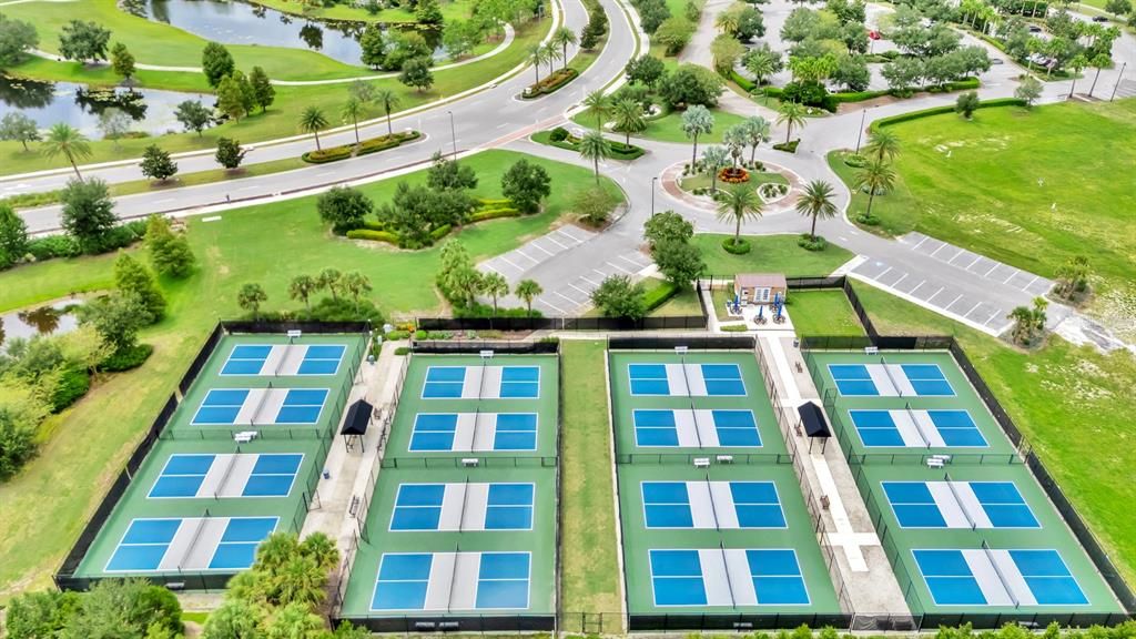 Active With Contract: $5,000 (3 beds, 3 baths, 2681 Square Feet)