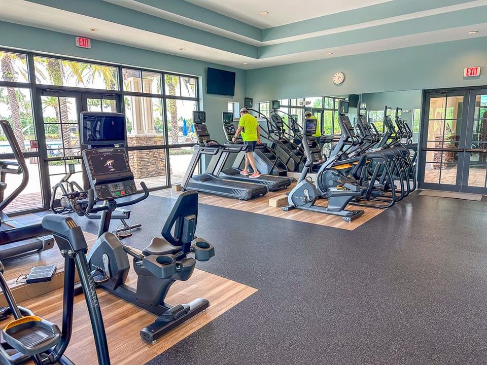 Active With Contract: $5,000 (3 beds, 3 baths, 2681 Square Feet)