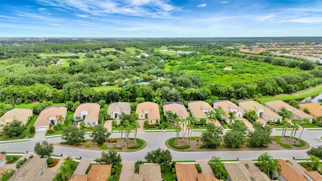 Active With Contract: $5,000 (3 beds, 3 baths, 2681 Square Feet)