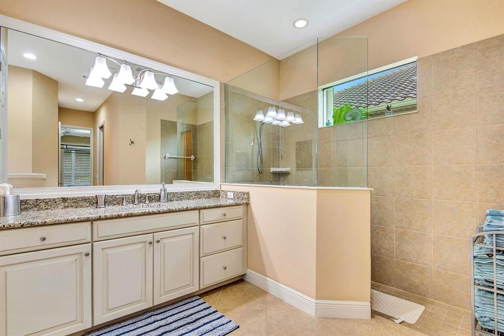 Active With Contract: $5,000 (3 beds, 3 baths, 2681 Square Feet)