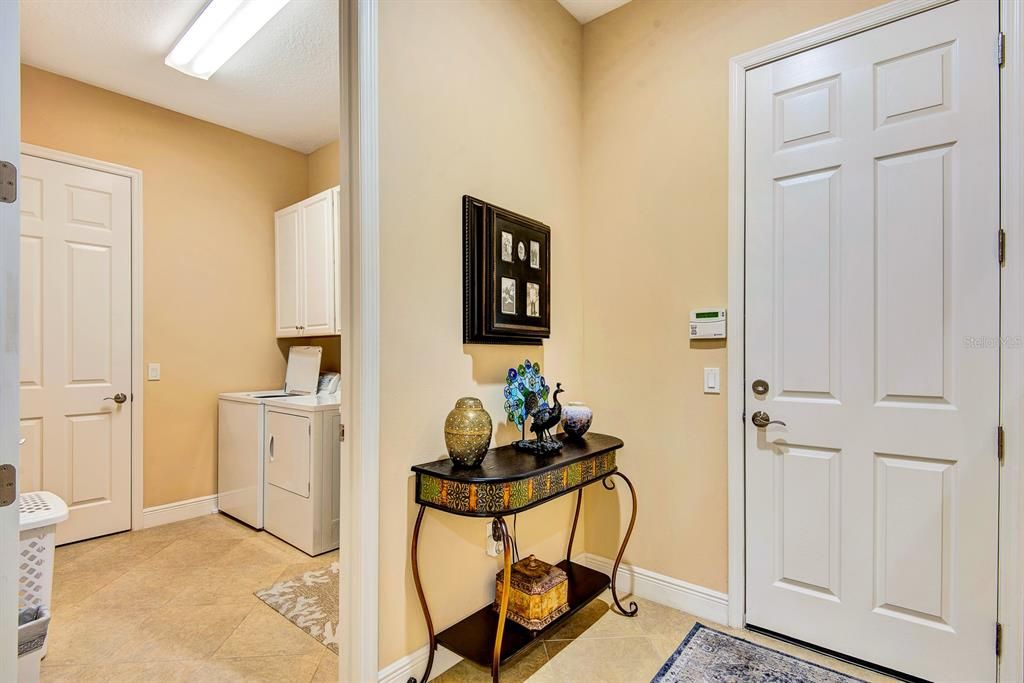 Active With Contract: $5,000 (3 beds, 3 baths, 2681 Square Feet)