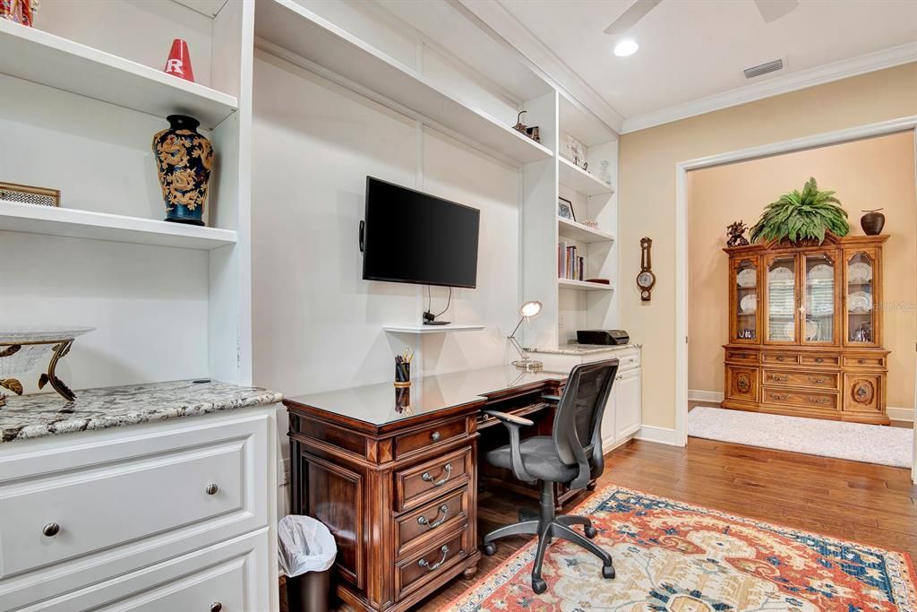 Active With Contract: $5,000 (3 beds, 3 baths, 2681 Square Feet)