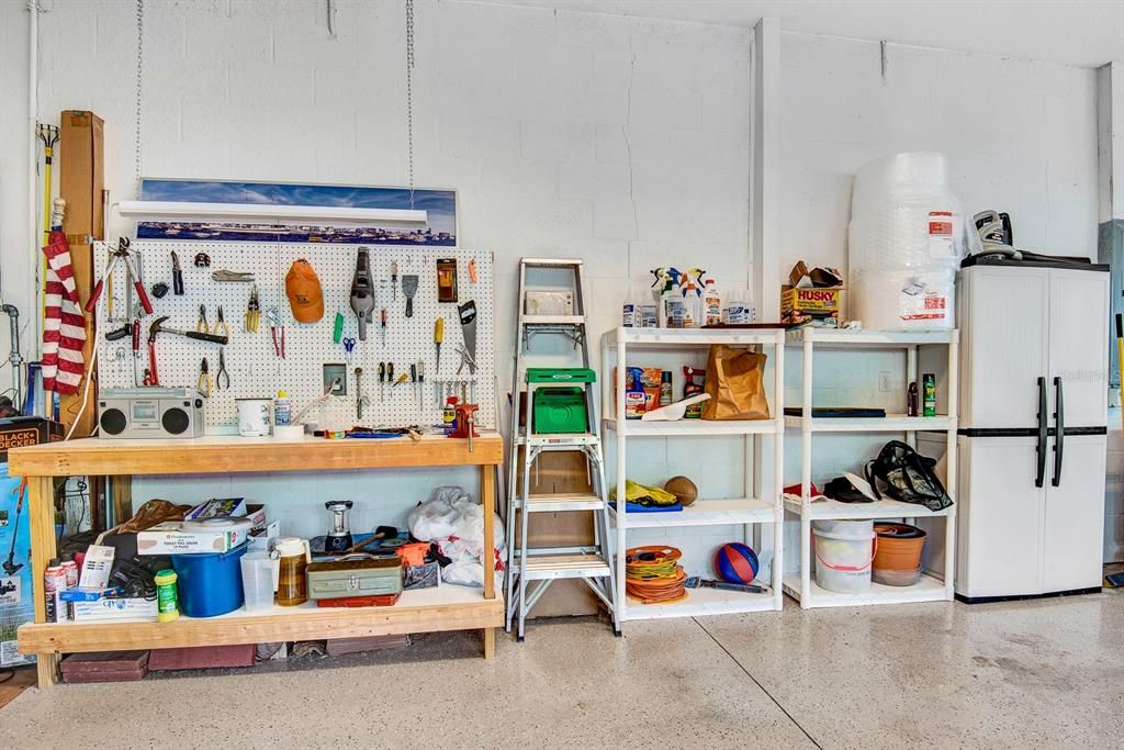 Active With Contract: $5,000 (3 beds, 3 baths, 2681 Square Feet)