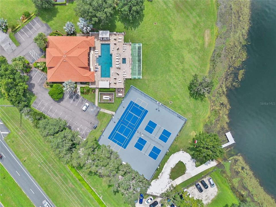 En Venta: $230,000 (2 camas, 2 baños, 1078 Pies cuadrados)