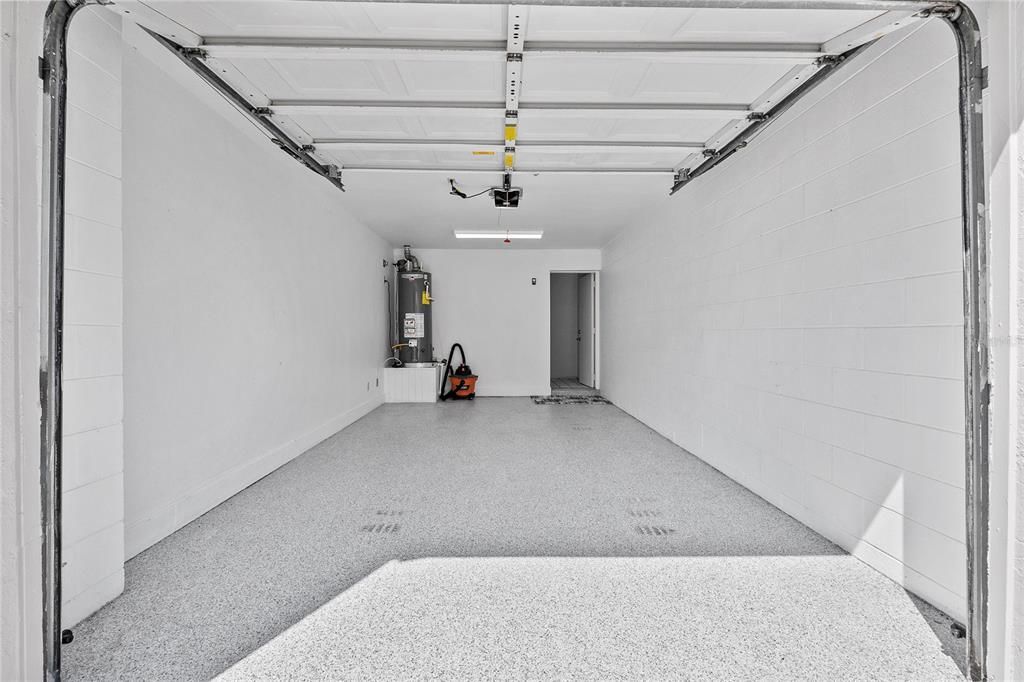 En Venta: $230,000 (2 camas, 2 baños, 1078 Pies cuadrados)