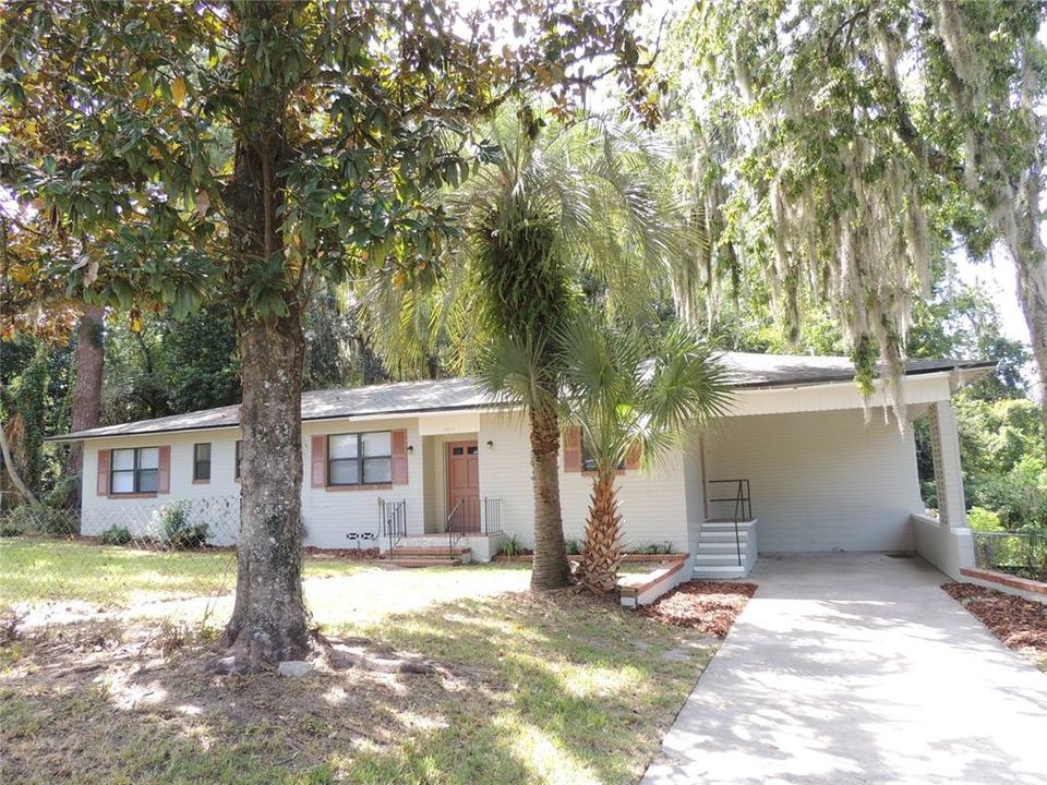 Active With Contract: $275,500 (4 beds, 2 baths, 1816 Square Feet)