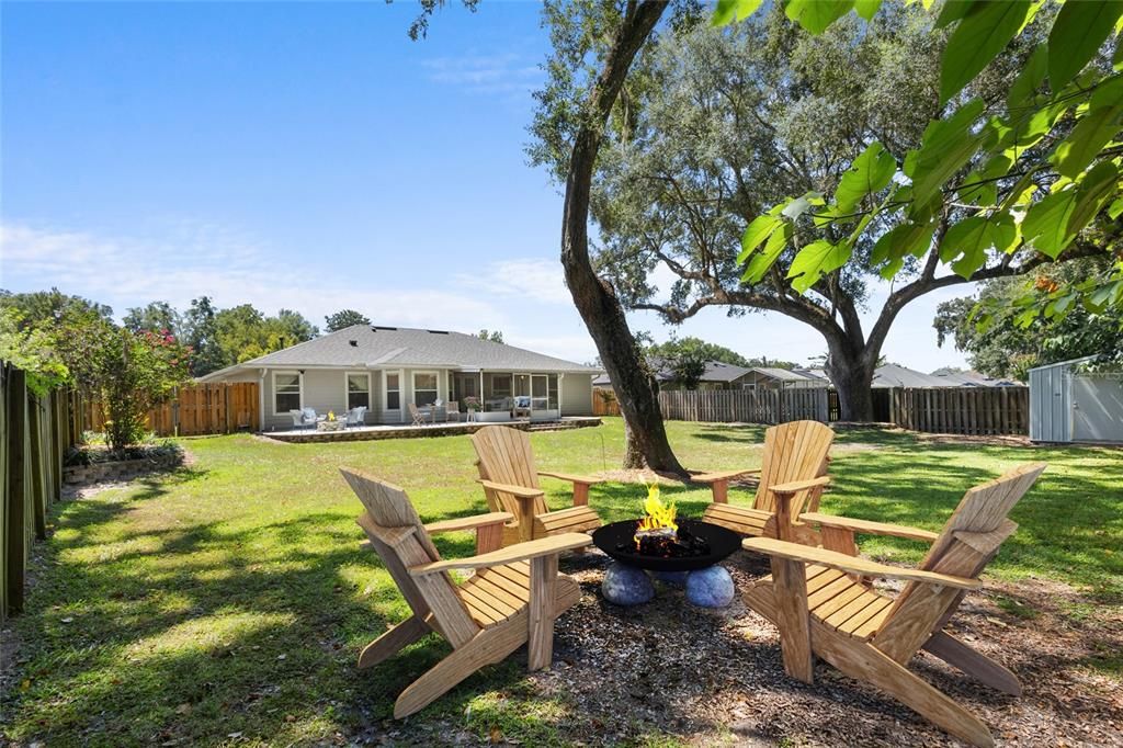 For Sale: $356,000 (4 beds, 2 baths, 1811 Square Feet)