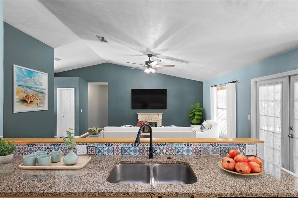 For Sale: $356,000 (4 beds, 2 baths, 1811 Square Feet)