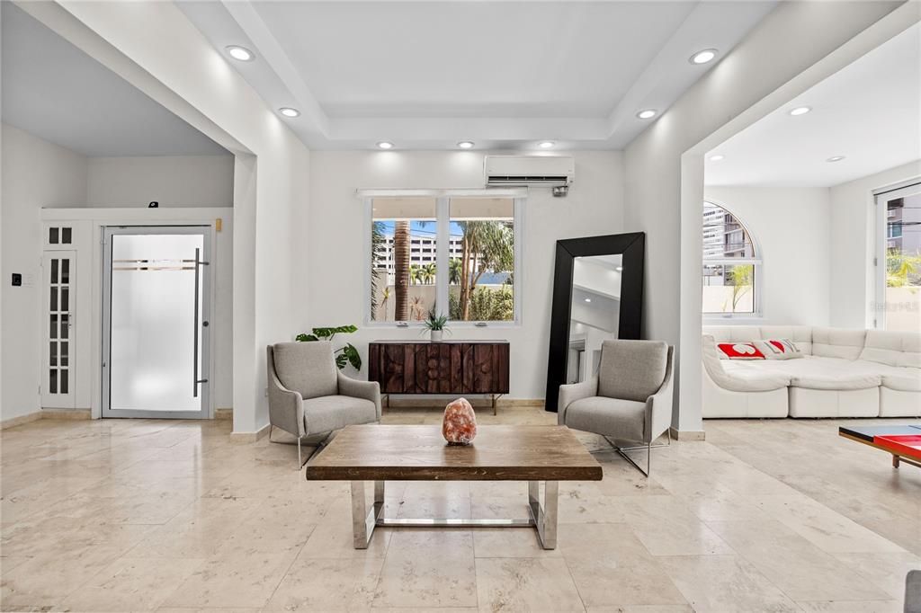 待售: $3,950,000 (6 贝兹, 5 浴室, 4553 平方英尺)