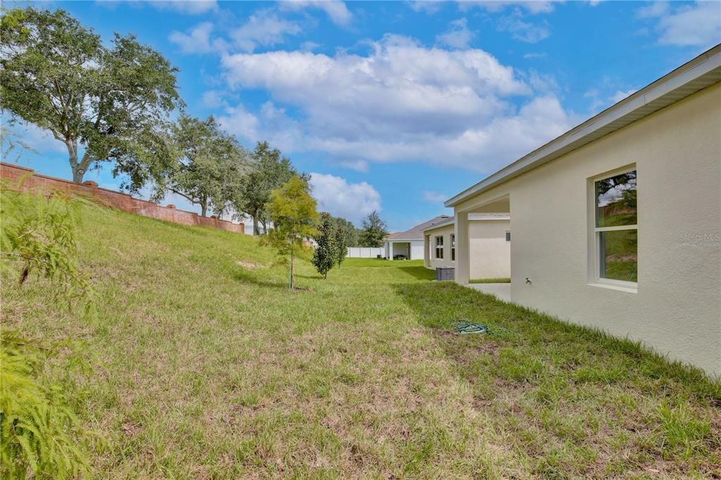 Activo con contrato: $349,900 (4 camas, 2 baños, 1846 Pies cuadrados)