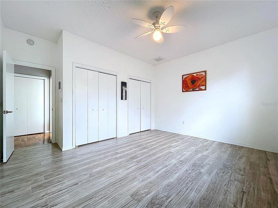 For Sale: $630,000 (5 beds, 3 baths, 2947 Square Feet)